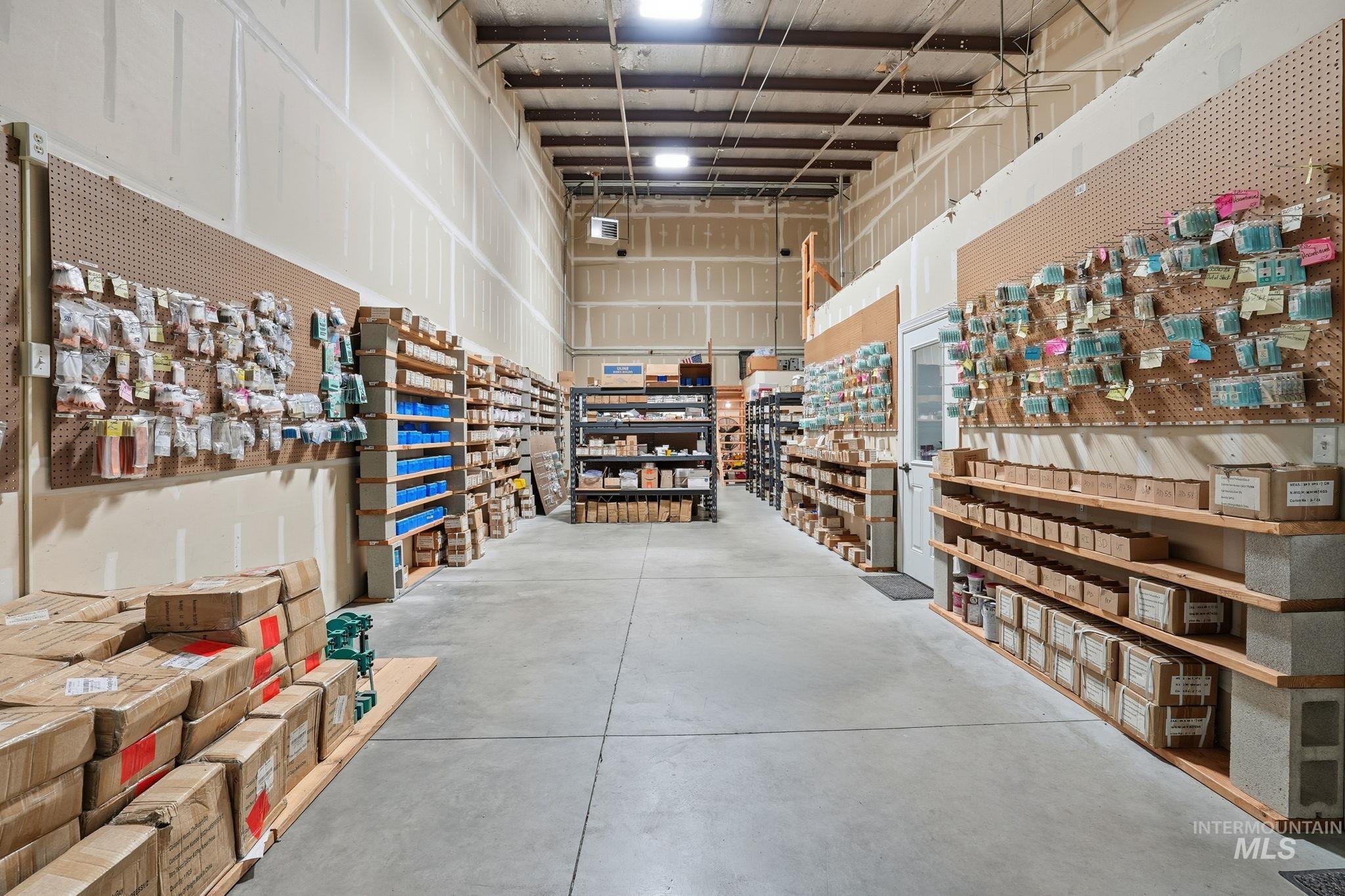 1817 N Wildwood St, Boise, Idaho 83713-5146, Business/Commercial For Sale, Price $340,000,MLS 98974641