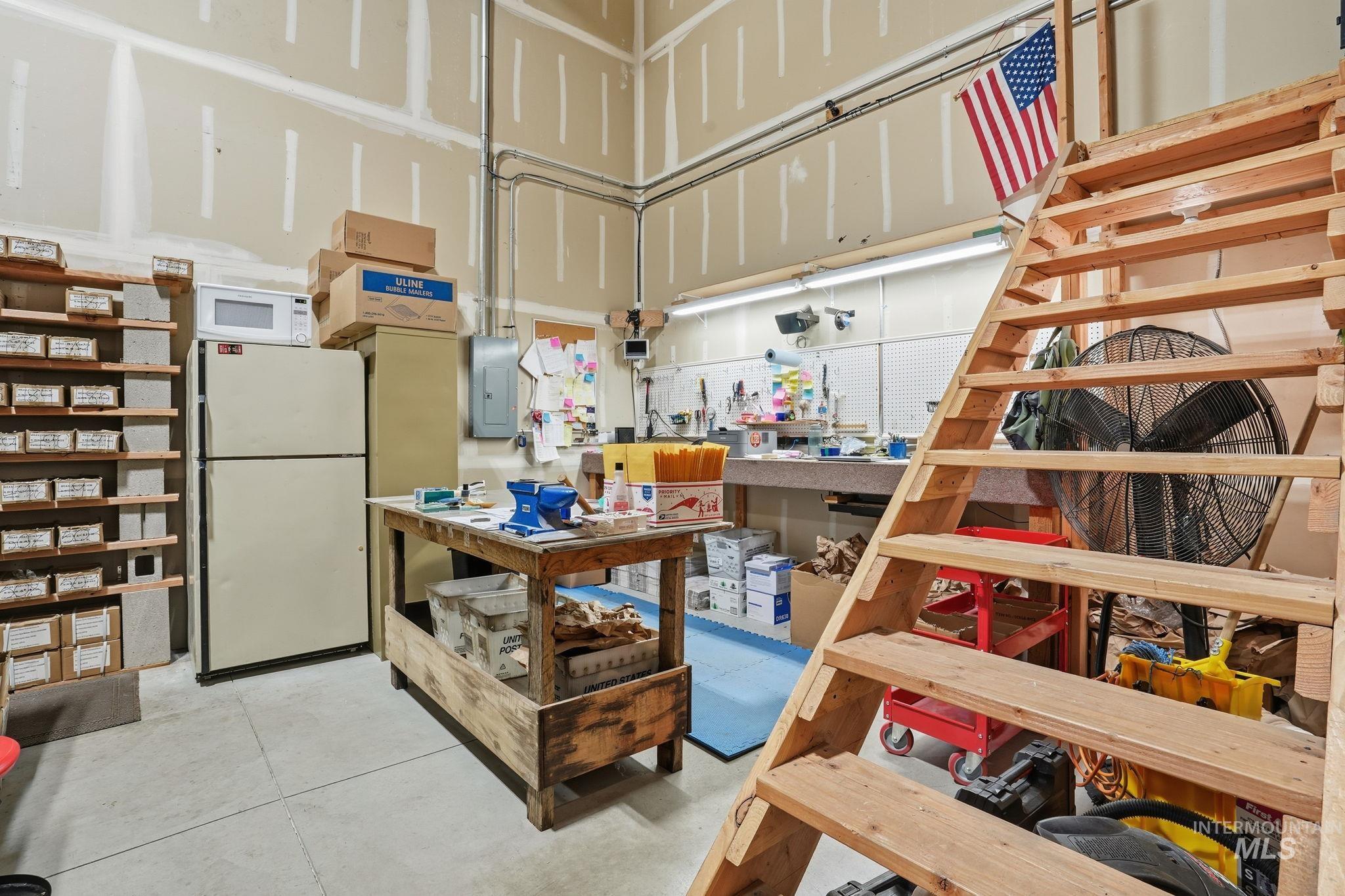 1817 N Wildwood St, Boise, Idaho 83713-5146, Business/Commercial For Sale, Price $340,000,MLS 98974641