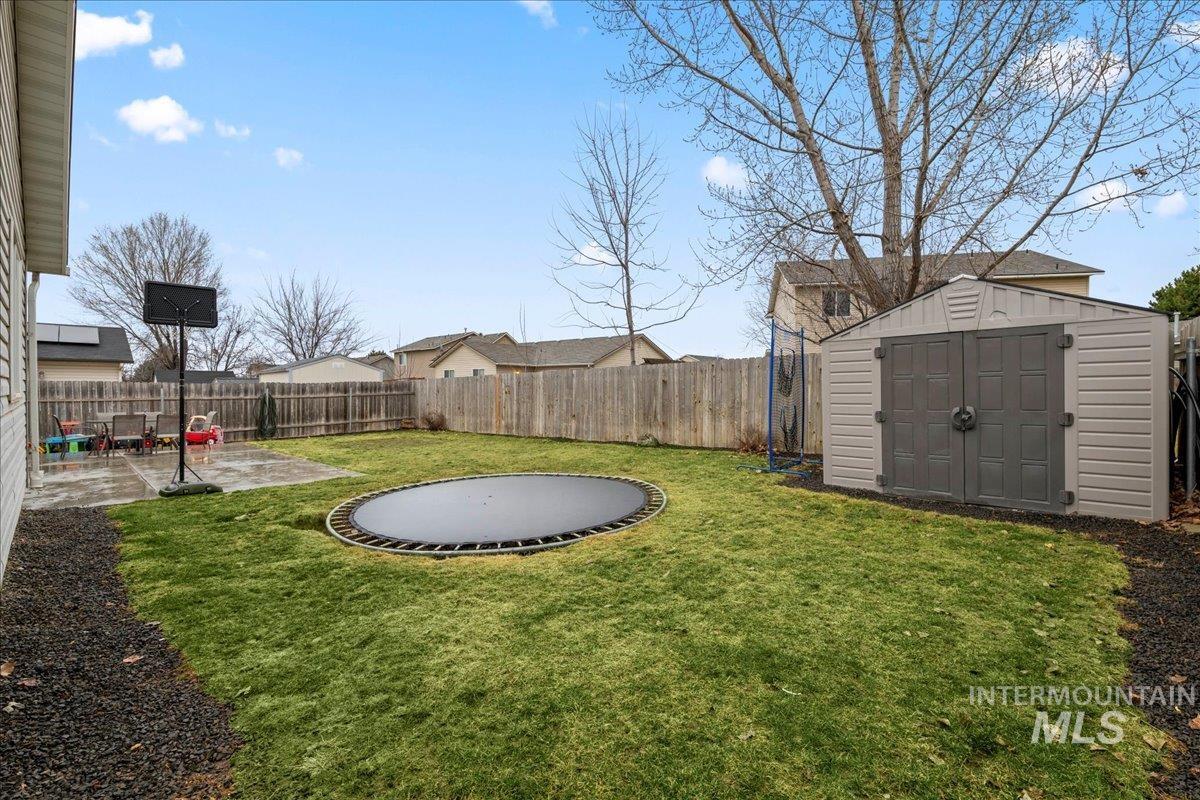 14413 Gresham Dr, Caldwell, Idaho 83607, 3 Bedrooms, 2 Bathrooms, Residential For Sale, Price $335,000,MLS 98974642