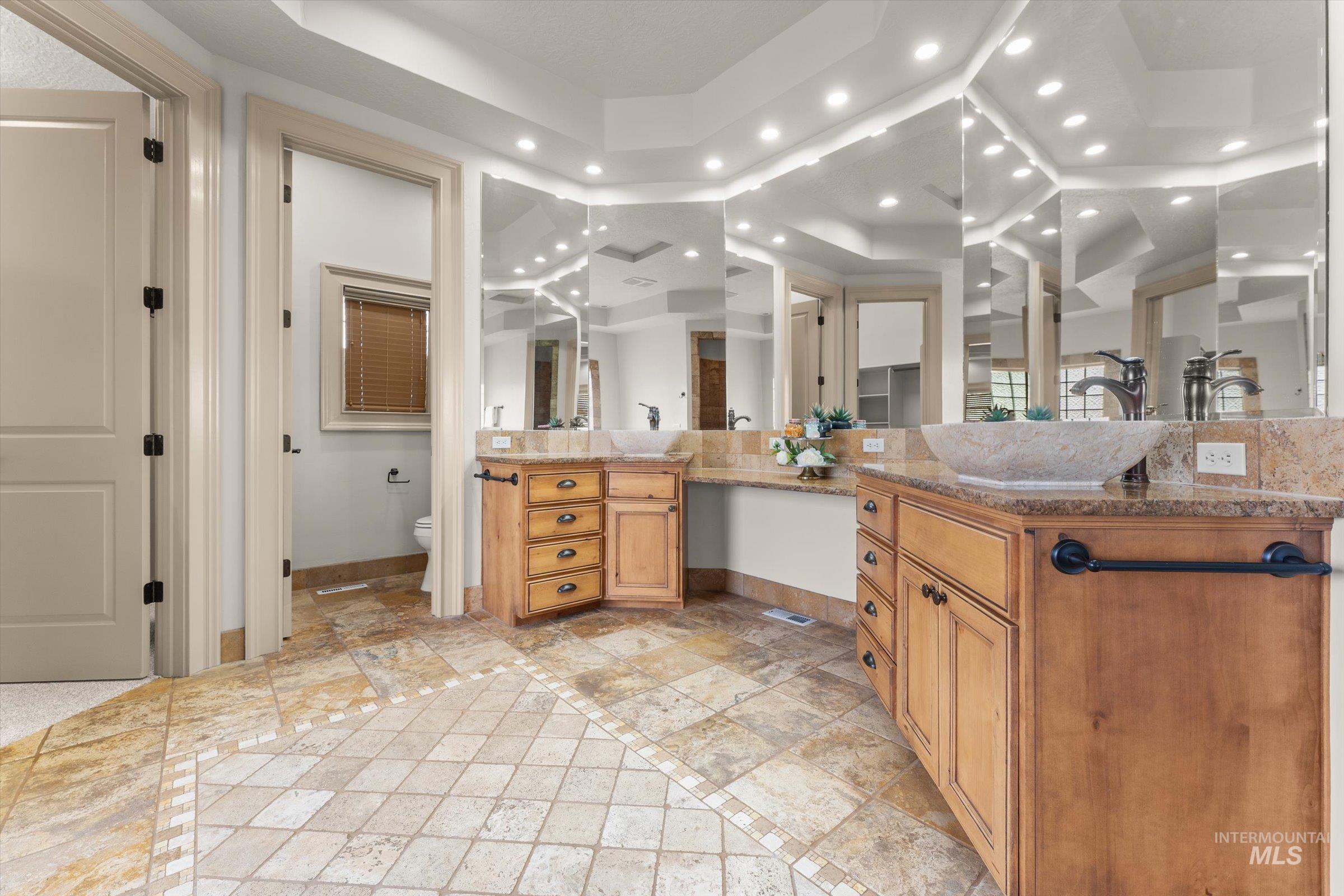 12575 Anakate Ln, Nampa, Idaho 83686, 4 Bedrooms, 3.5 Bathrooms, Residential For Sale, Price $1,165,000,MLS 98974646