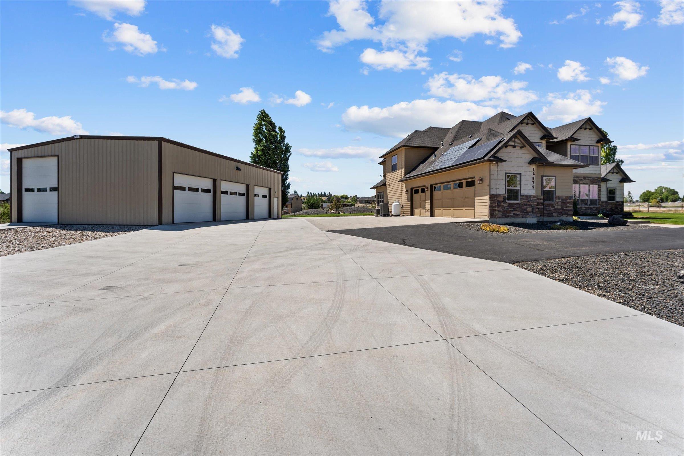 12575 Anakate Lane, Nampa, Idaho 83686, 4 Bedrooms, 3.5 Bathrooms, Residential For Sale, Price $1,175,000,MLS 98974646