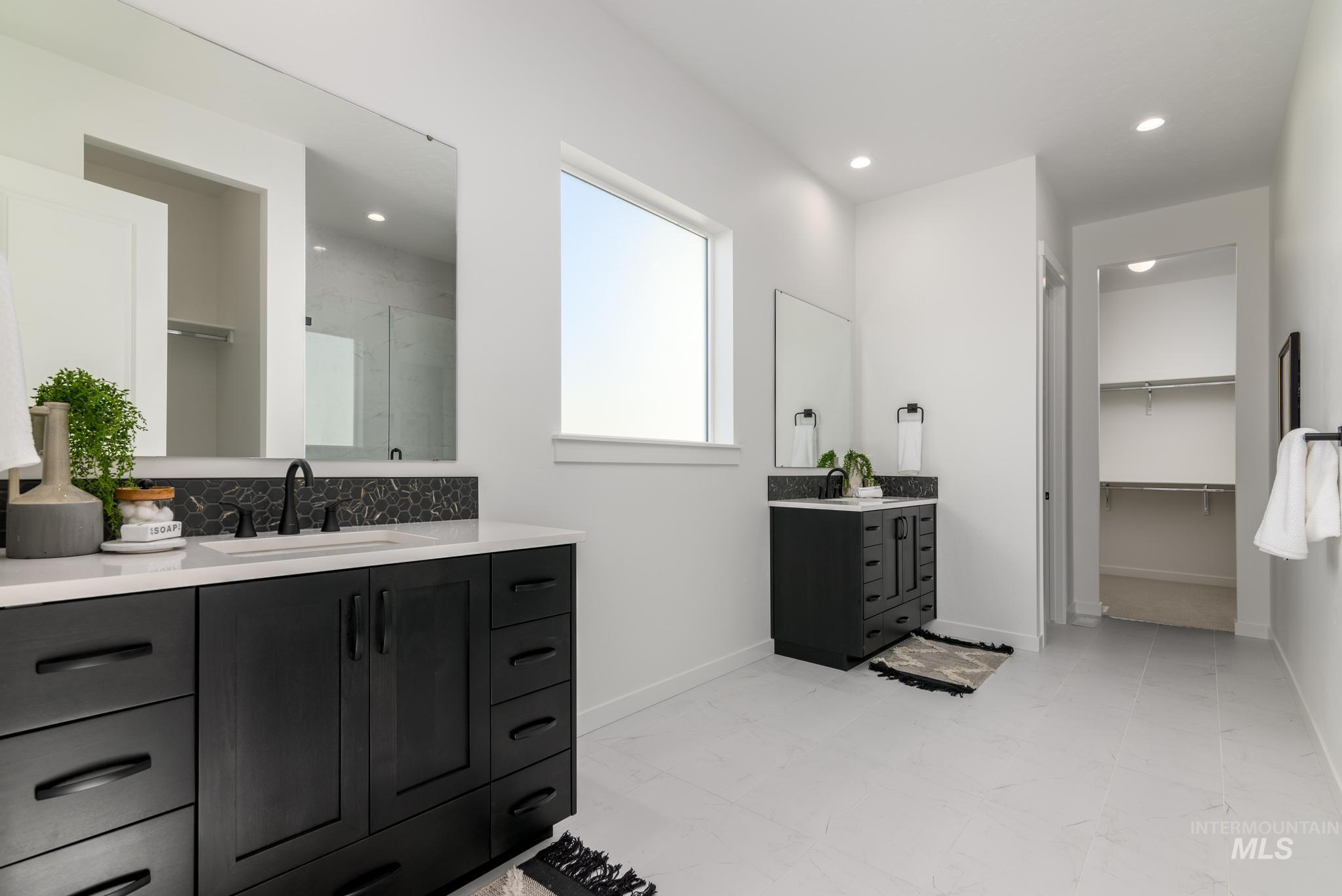 313 Crafts St, Caldwell, Idaho 83607, 3 Bedrooms, 2.5 Bathrooms, Residential For Sale, Price $549,000,MLS 98974650