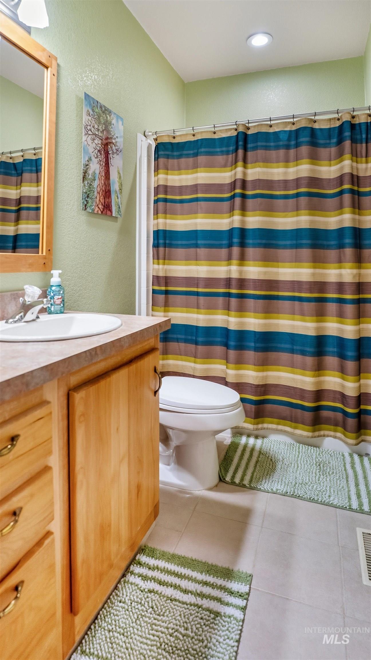 19397 Cloverland Rd., Asotin, Washington 99402, 3 Bedrooms, 2 Bathrooms, Residential For Sale, Price $579,000,MLS 98974654