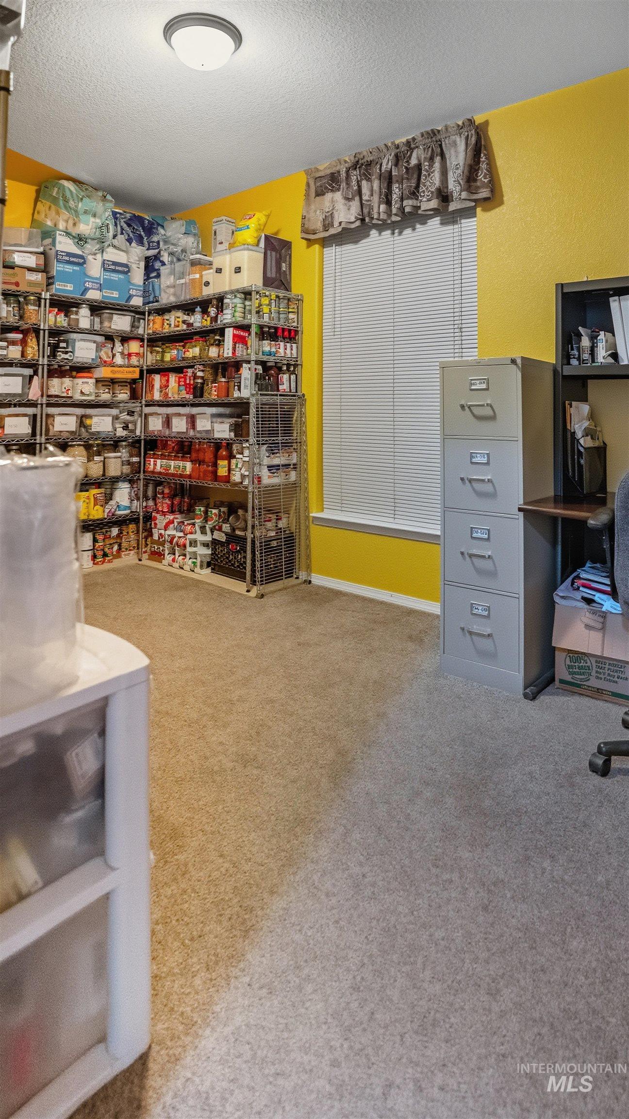 19397 Cloverland Rd., Asotin, Washington 99402, 3 Bedrooms, 2 Bathrooms, Residential For Sale, Price $590,000,MLS 98974654