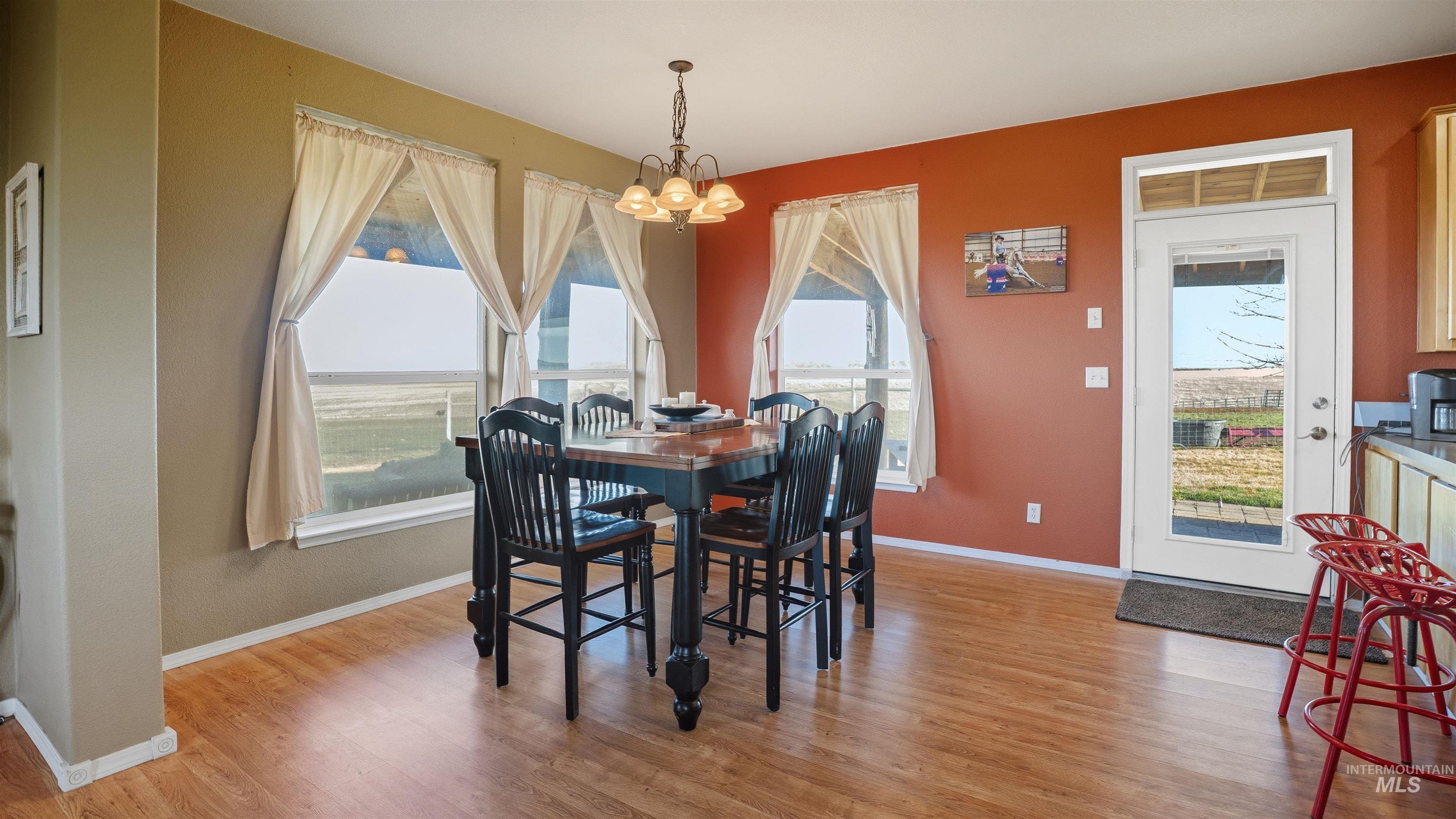 19397 Cloverland Rd., Asotin, Washington 99402, 3 Bedrooms, 2 Bathrooms, Residential For Sale, Price $579,000,MLS 98974654