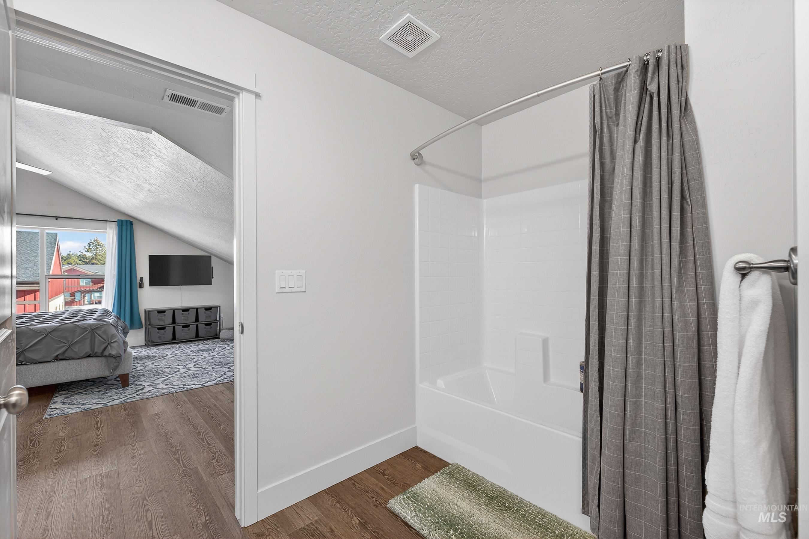 300 Broken Sage Street, McCall, Idaho 83638, 3 Bedrooms, 3 Bathrooms, Residential For Sale, Price $579,900,MLS 98974655