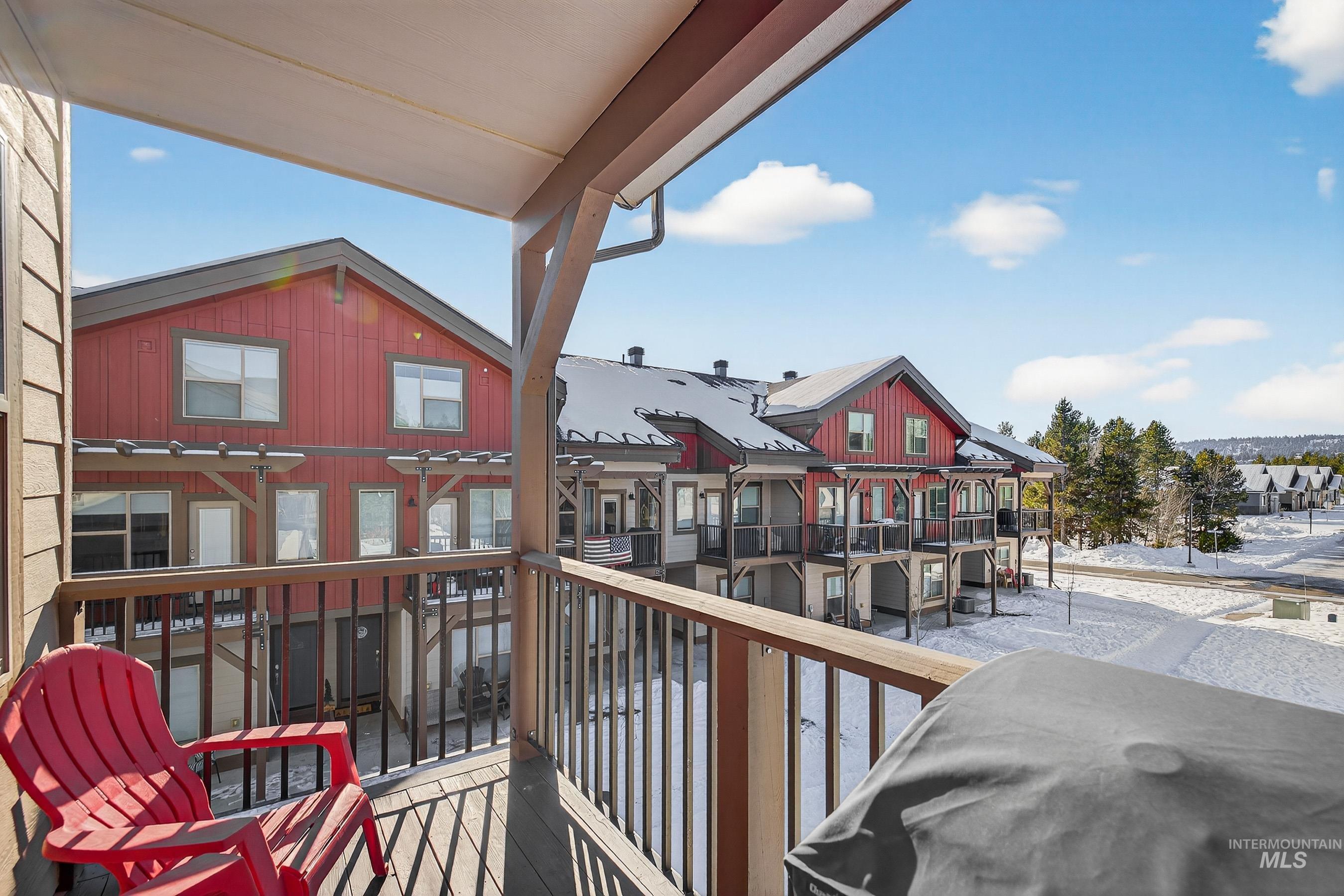 300 Broken Sage Street, McCall, Idaho 83638, 3 Bedrooms, 3 Bathrooms, Residential For Sale, Price $579,900,MLS 98974655