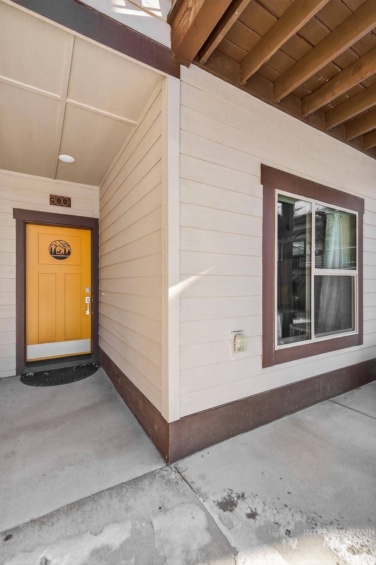 300 Broken Sage Street, McCall, Idaho 83638, 3 Bedrooms, 3 Bathrooms, Residential For Sale, Price $579,900,MLS 98974655