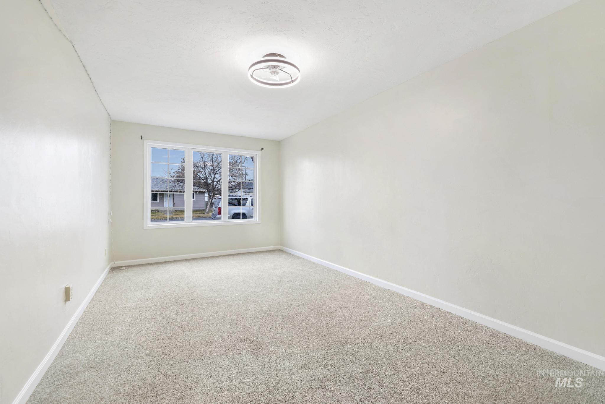 429 11th Ave N, Buhl, Idaho 83316, 3 Bedrooms, 2 Bathrooms, Residential For Sale, Price $375,000,MLS 98974656