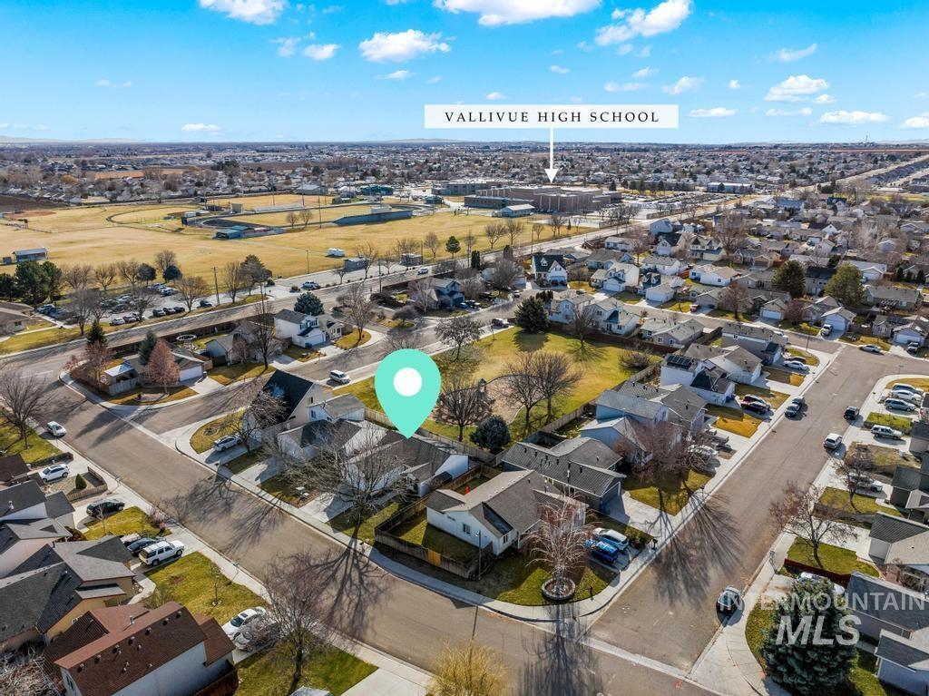 1206 Flint Dr, Caldwell, Idaho 83607, 3 Bedrooms, 2 Bathrooms, Residential For Sale, Price $319,900,MLS 98974657