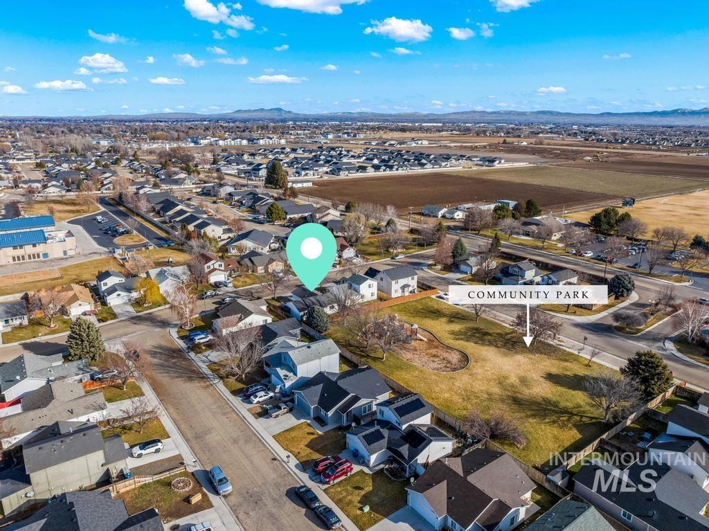 1206 Flint Dr, Caldwell, Idaho 83607, 3 Bedrooms, 2 Bathrooms, Residential For Sale, Price $319,900,MLS 98974657