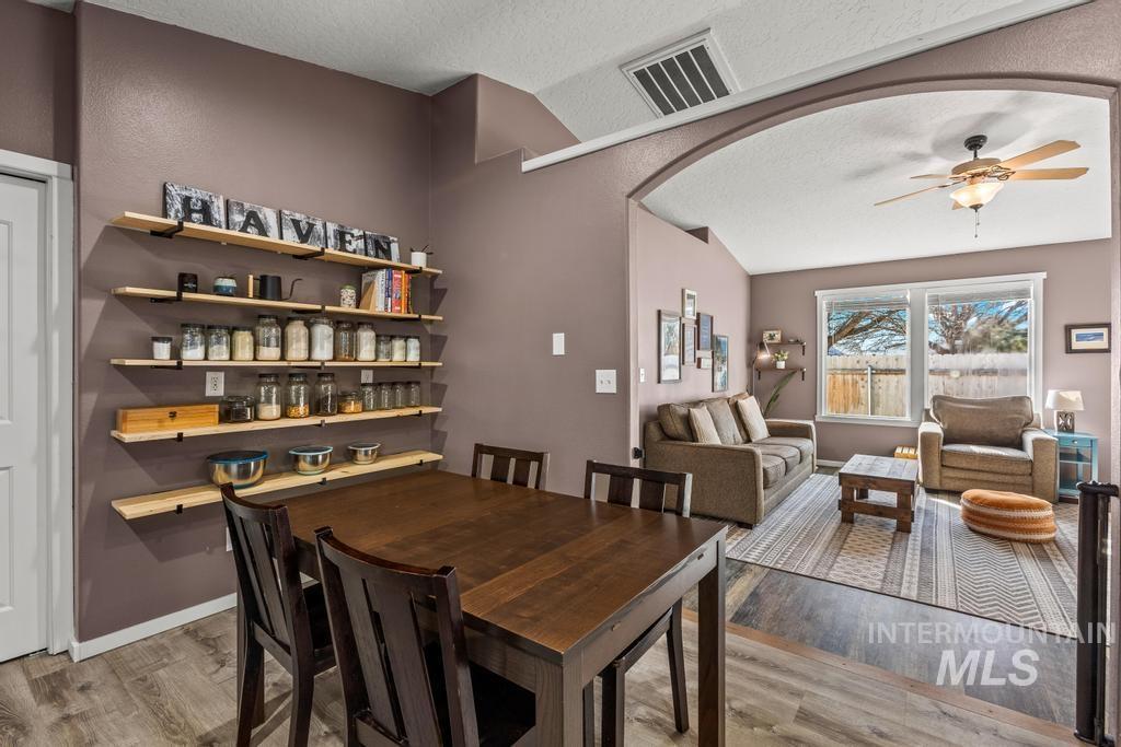 1206 Flint Dr, Caldwell, Idaho 83607, 3 Bedrooms, 2 Bathrooms, Residential For Sale, Price $319,900,MLS 98974657