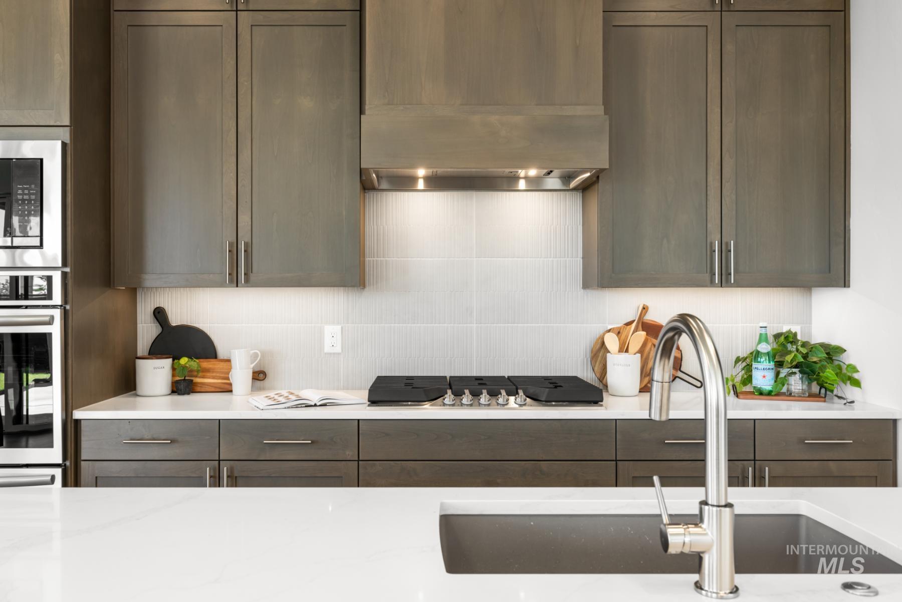 6668 N Wonder Ave, Meridian, Idaho 83646, 5 Bedrooms, 2.5 Bathrooms, Residential For Sale, Price $769,800,MLS 98974661