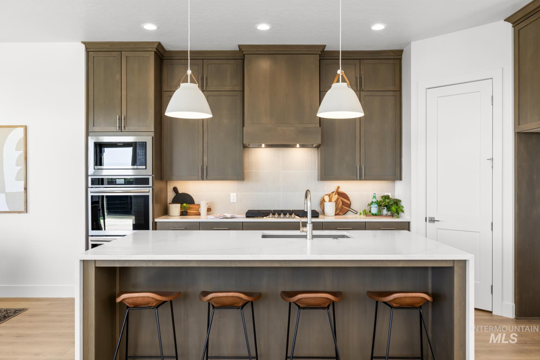 6668 N Wonder Ave, Meridian, Idaho 83646, 5 Bedrooms, 2.5 Bathrooms, Residential For Sale, Price $769,800,MLS 98974661