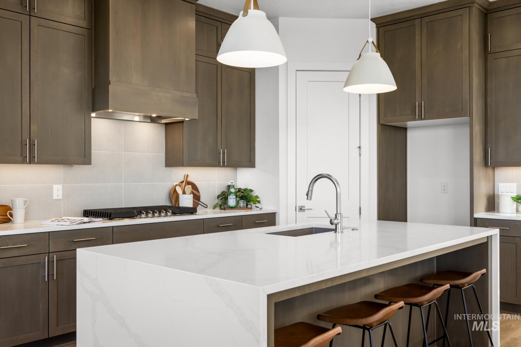 6668 N Wonder Ave, Meridian, Idaho 83646, 5 Bedrooms, 2.5 Bathrooms, Residential For Sale, Price $769,800,MLS 98974661