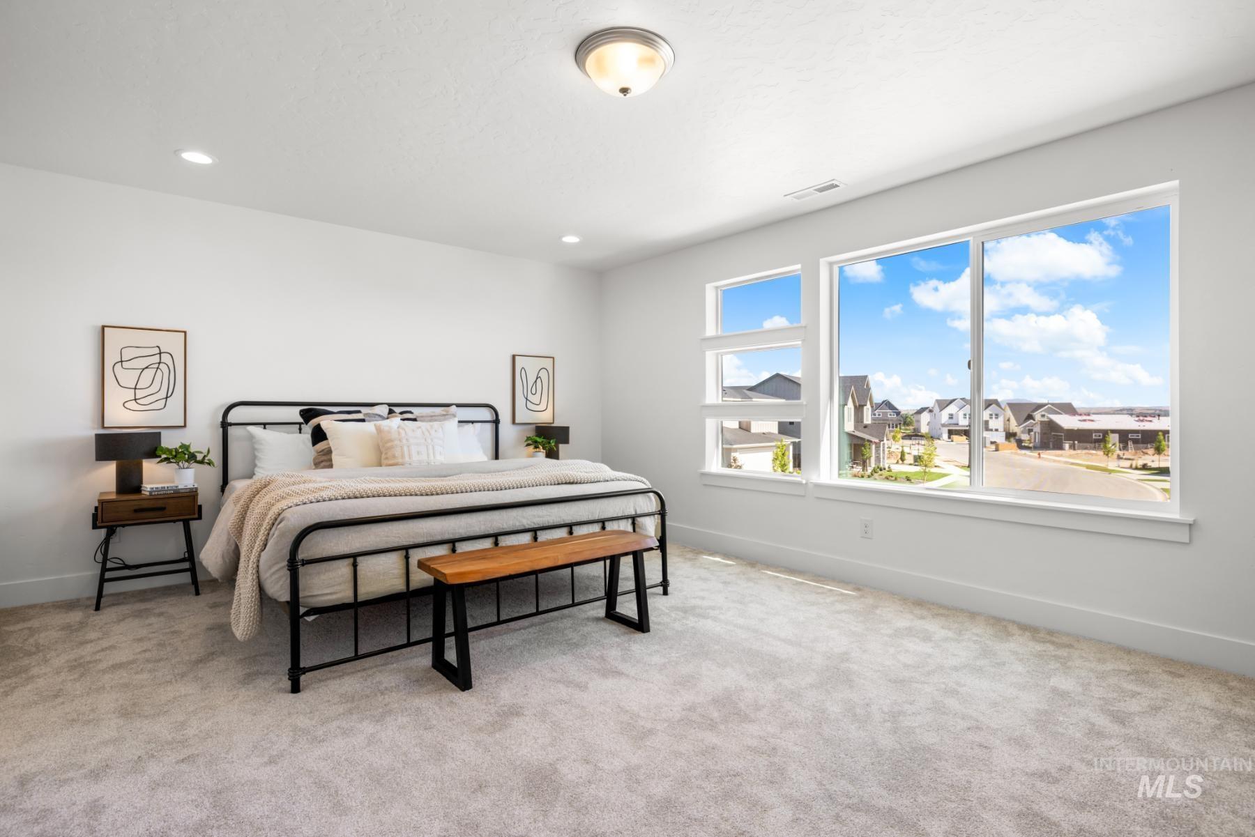 6668 N Wonder Ave, Meridian, Idaho 83646, 5 Bedrooms, 2.5 Bathrooms, Residential For Sale, Price $779,900, 98974661