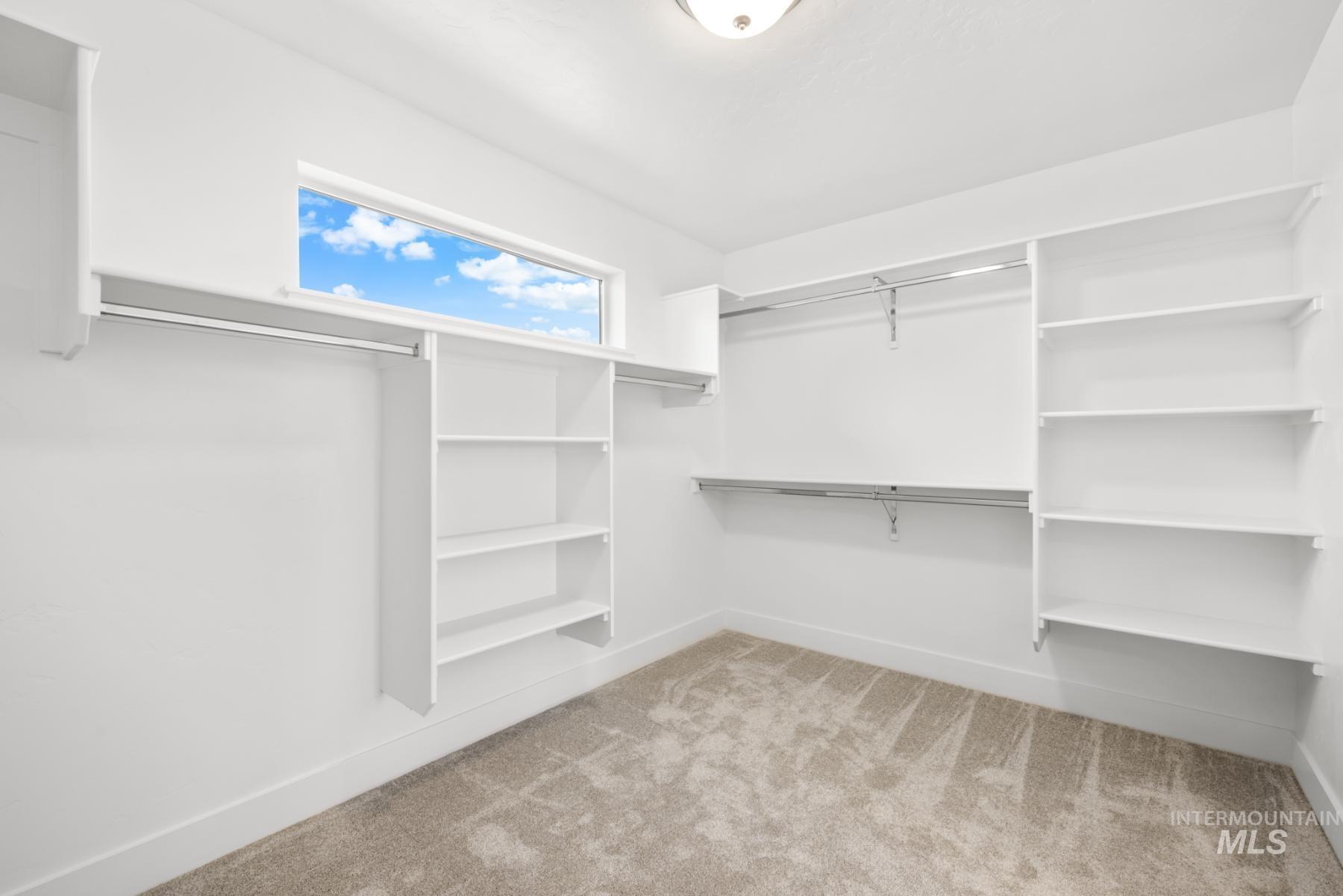 6668 N Wonder Ave, Meridian, Idaho 83646, 5 Bedrooms, 2.5 Bathrooms, Residential For Sale, Price $769,800,MLS 98974661