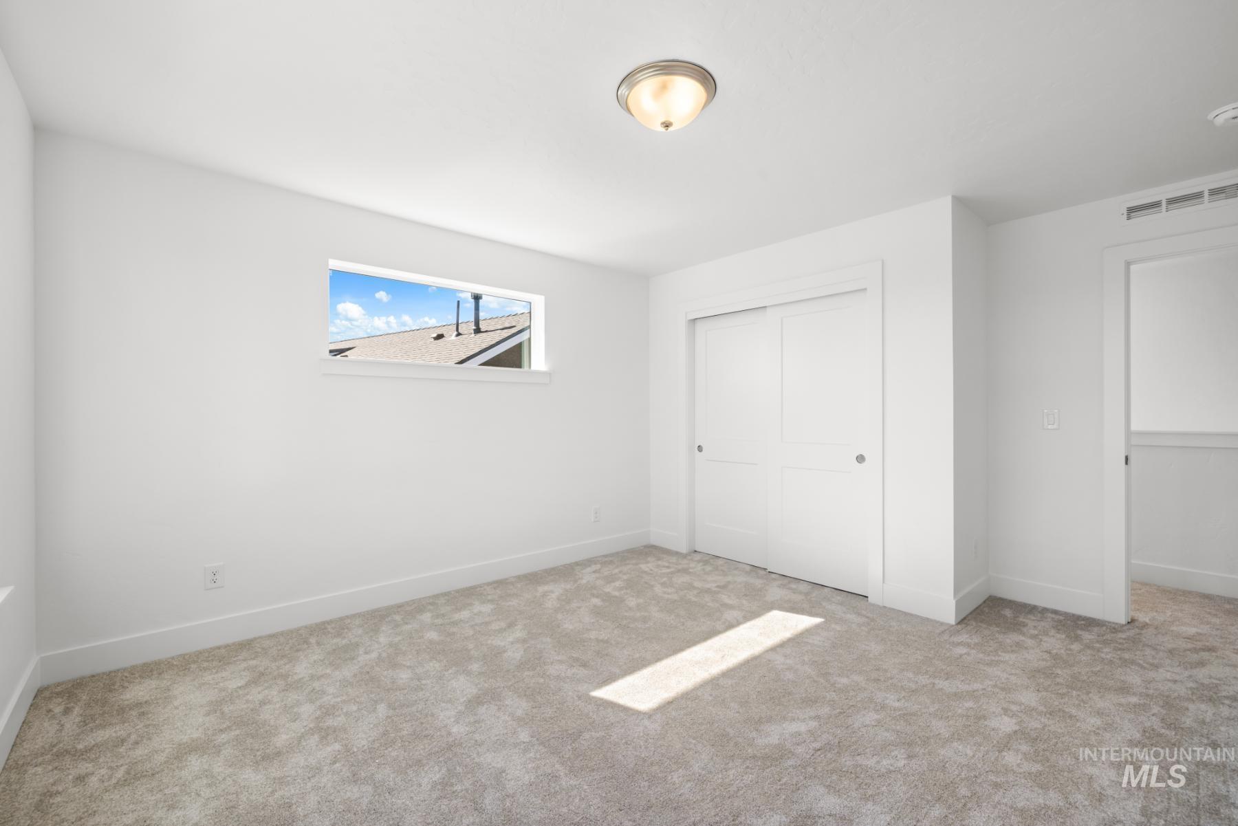 6668 N Wonder Ave, Meridian, Idaho 83646, 5 Bedrooms, 2.5 Bathrooms, Residential For Sale, Price $779,900, 98974661