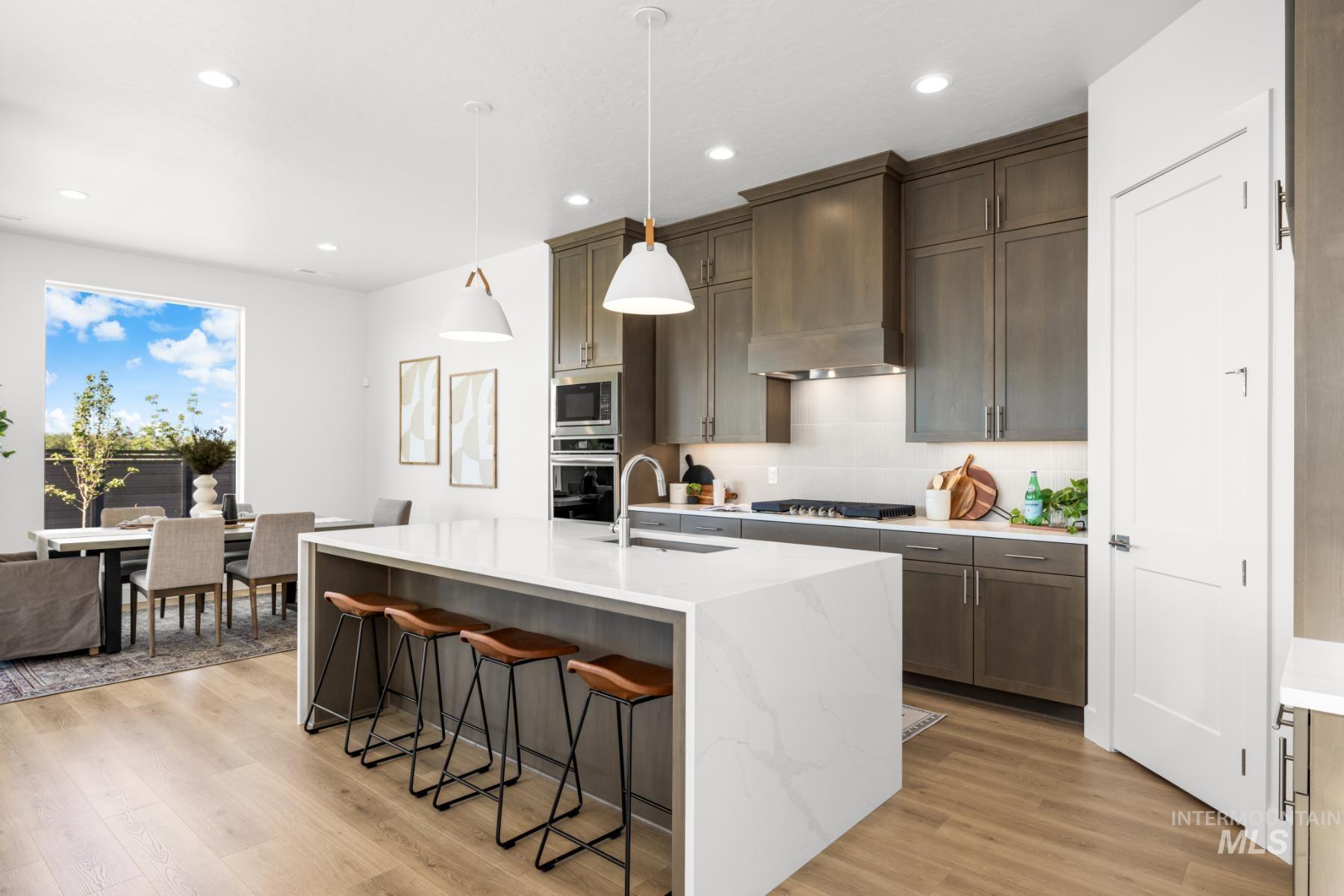 6668 N Wonder Ave, Meridian, Idaho 83646, 5 Bedrooms, 2.5 Bathrooms, Residential For Sale, Price $769,800,MLS 98974661