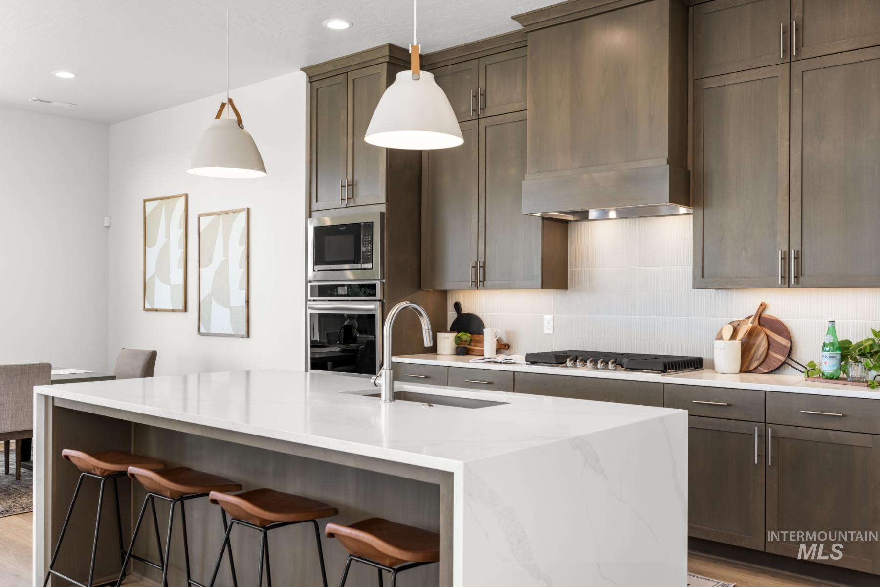 6668 N Wonder Ave, Meridian, Idaho 83646, 5 Bedrooms, 2.5 Bathrooms, Residential For Sale, Price $769,800,MLS 98974661