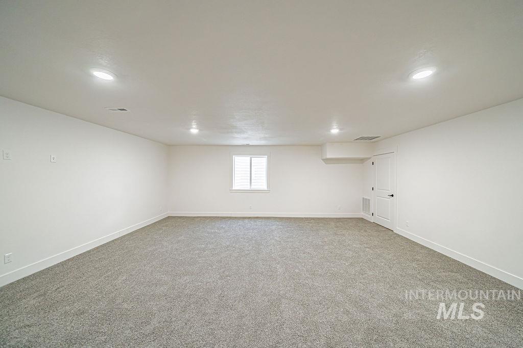 2097 Magellan Loop, Pocatello, Idaho 83204, 6 Bedrooms, 3 Bathrooms, Residential For Sale, Price $530,900, 98974663