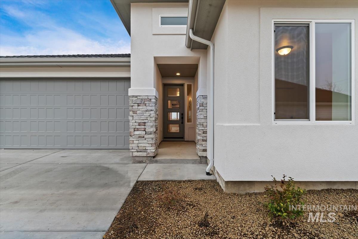 6616 N Good Dr, Eagle, Idaho 83714, 3 Bedrooms, 2 Bathrooms, Residential For Sale, Price $639,880, 98974664