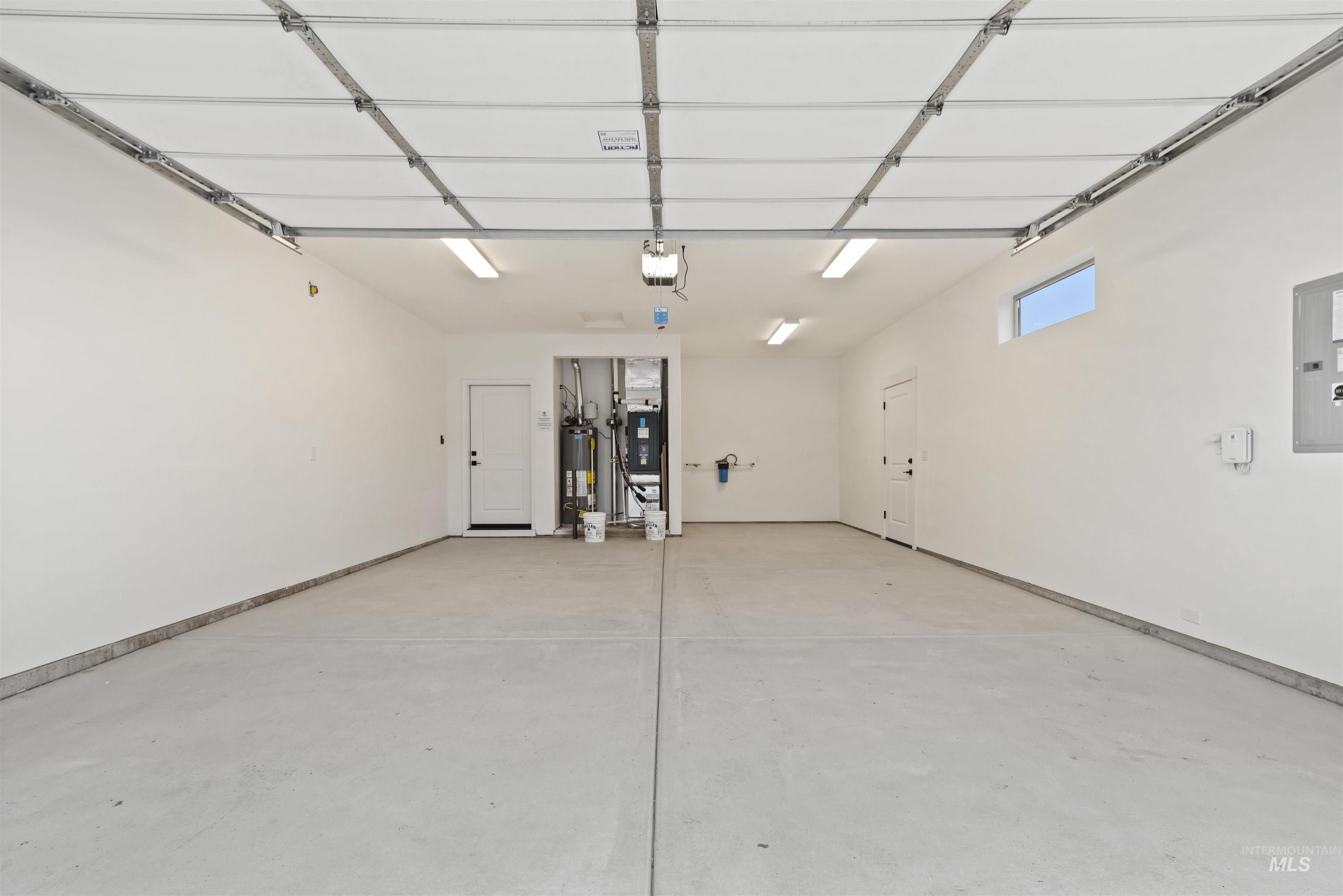 6616 N Good Dr, Eagle, Idaho 83714, 3 Bedrooms, 2 Bathrooms, Residential For Sale, Price $639,880, 98974664