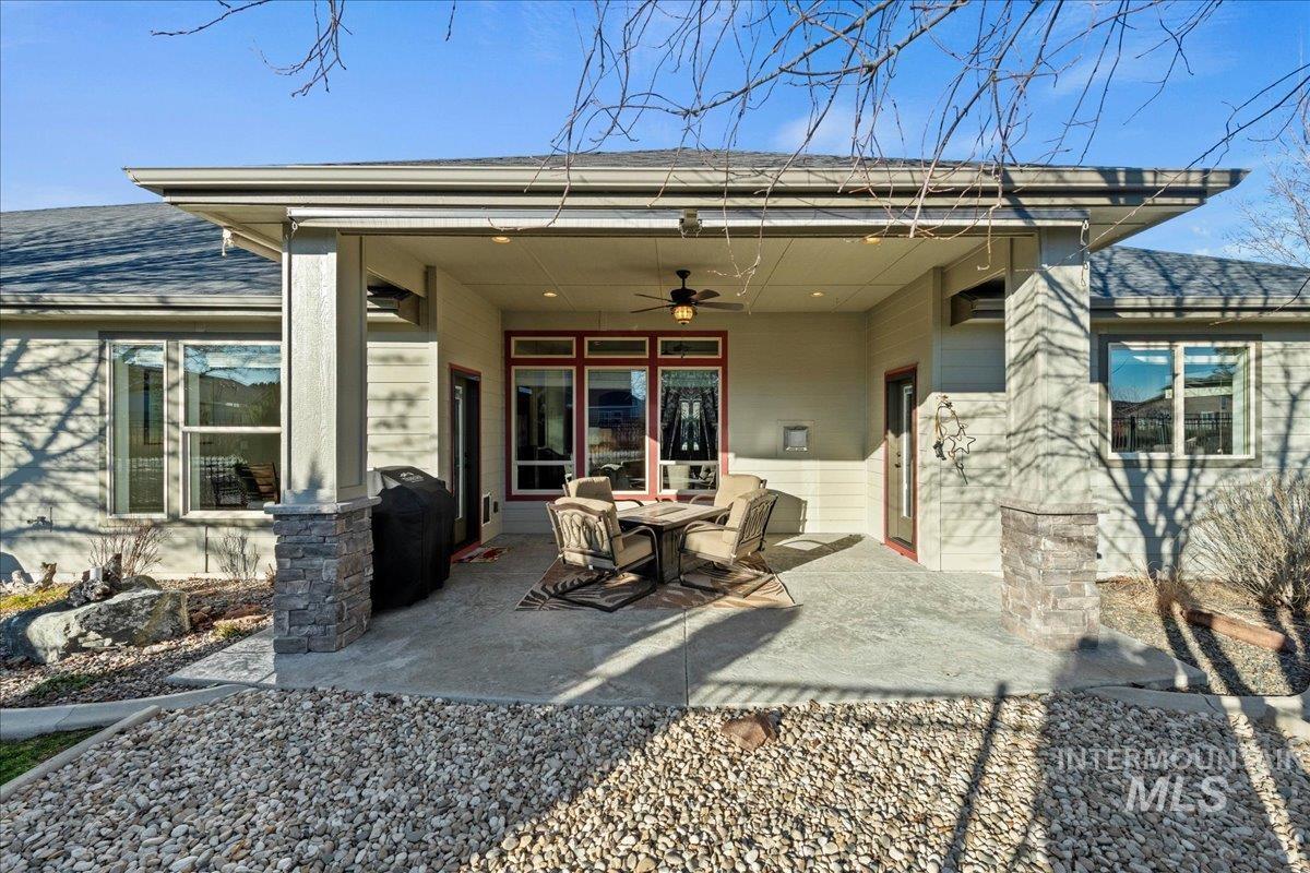 423 E Gannett, Meridian, Idaho 83642, 3 Bedrooms, 3 Bathrooms, Residential For Sale, Price $799,000,MLS 98974666