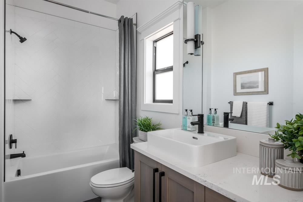 15337 Pronghorn Dr, Caldwell, Idaho 83607, 4 Bedrooms, 3.5 Bathrooms, Residential For Sale, Price $1,175,000,MLS 98974668