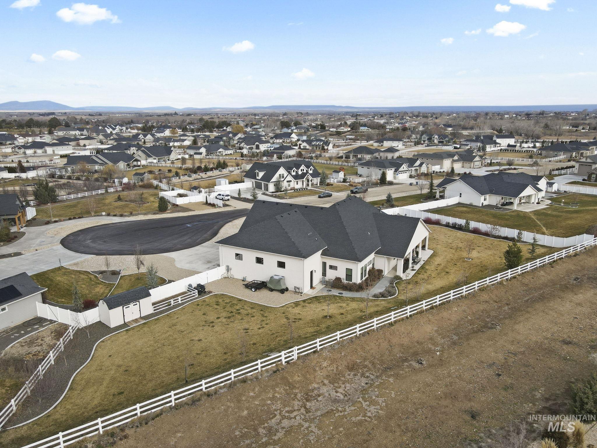 15337 Pronghorn Dr, Caldwell, Idaho 83607, 4 Bedrooms, 3.5 Bathrooms, Residential For Sale, Price $1,175,000,MLS 98974668