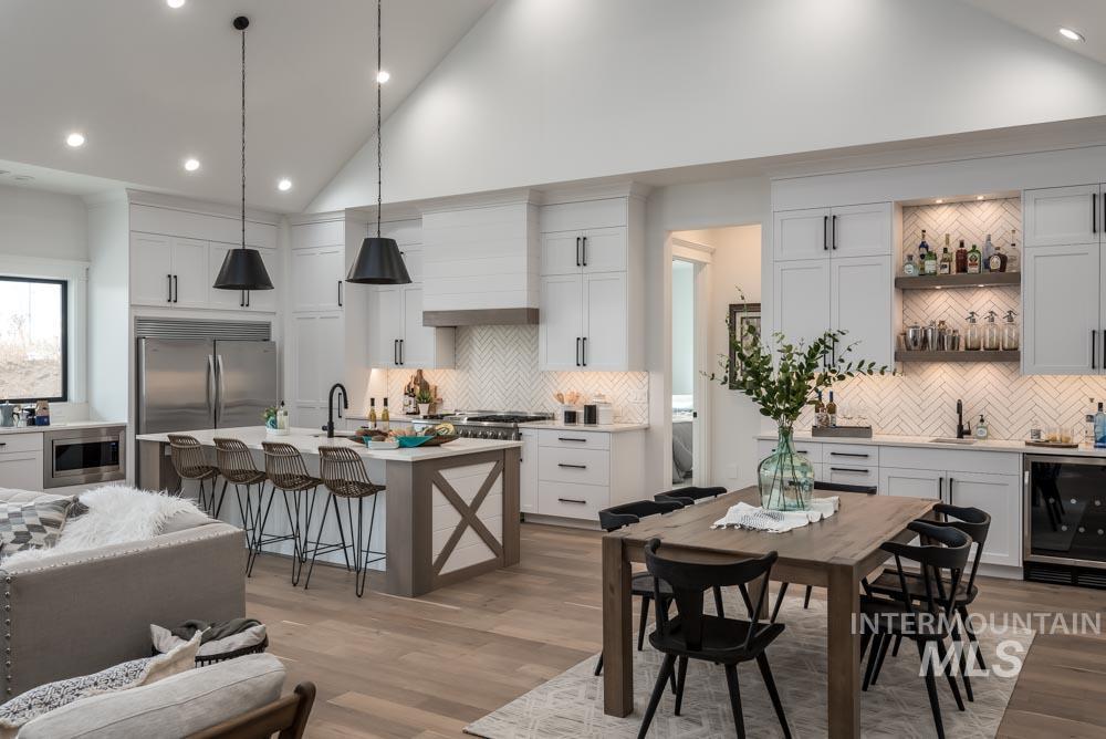 15337 Pronghorn Dr, Caldwell, Idaho 83607, 4 Bedrooms, 3.5 Bathrooms, Residential For Sale, Price $1,175,000,MLS 98974668