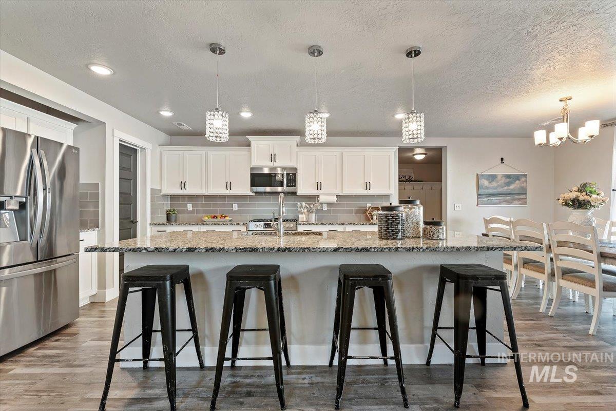 16719 Hopper Avenue, Caldwell, Idaho 83607, 5 Bedrooms, 2.5 Bathrooms, Residential For Sale, Price $449,999, 98974669