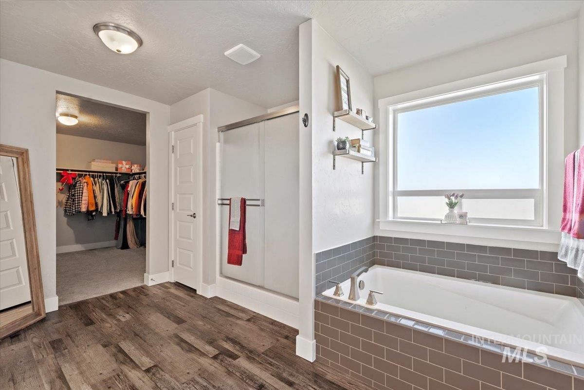 16719 Hopper Avenue, Caldwell, Idaho 83607, 5 Bedrooms, 2.5 Bathrooms, Residential For Sale, Price $449,999, 98974669