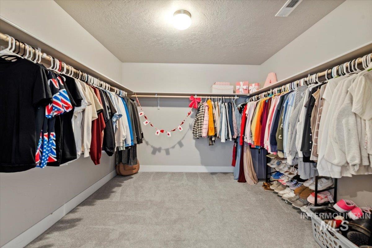 16719 Hopper Avenue, Caldwell, Idaho 83607, 5 Bedrooms, 2.5 Bathrooms, Residential For Sale, Price $449,999, 98974669