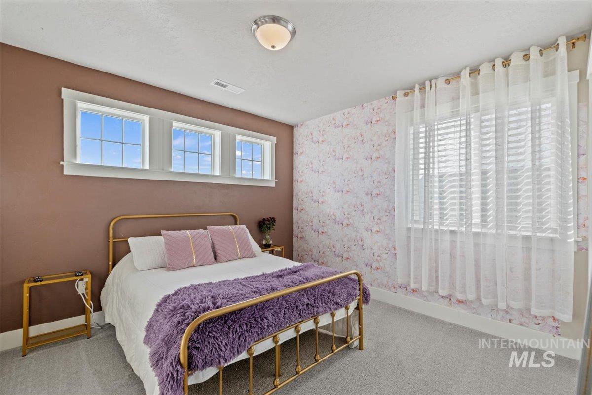 16719 Hopper Avenue, Caldwell, Idaho 83607, 5 Bedrooms, 2.5 Bathrooms, Residential For Sale, Price $449,999, 98974669