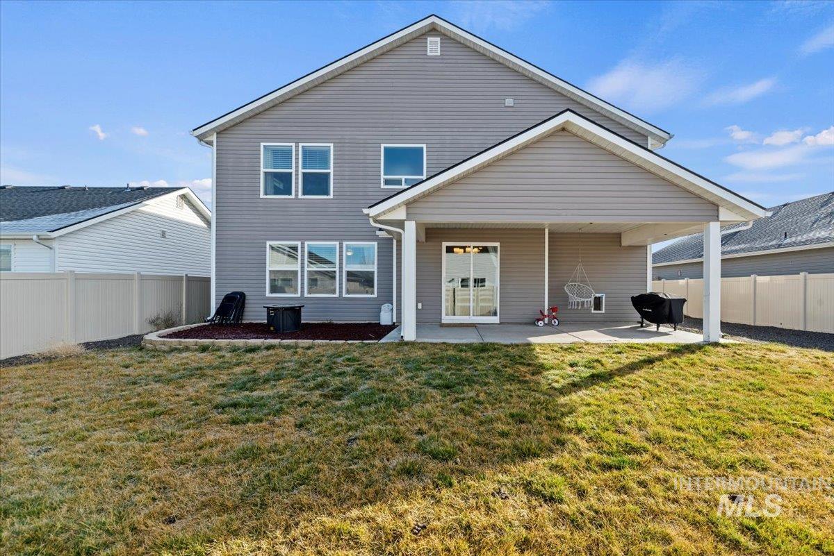 16719 Hopper Avenue, Caldwell, Idaho 83607, 5 Bedrooms, 2.5 Bathrooms, Residential For Sale, Price $449,999, 98974669