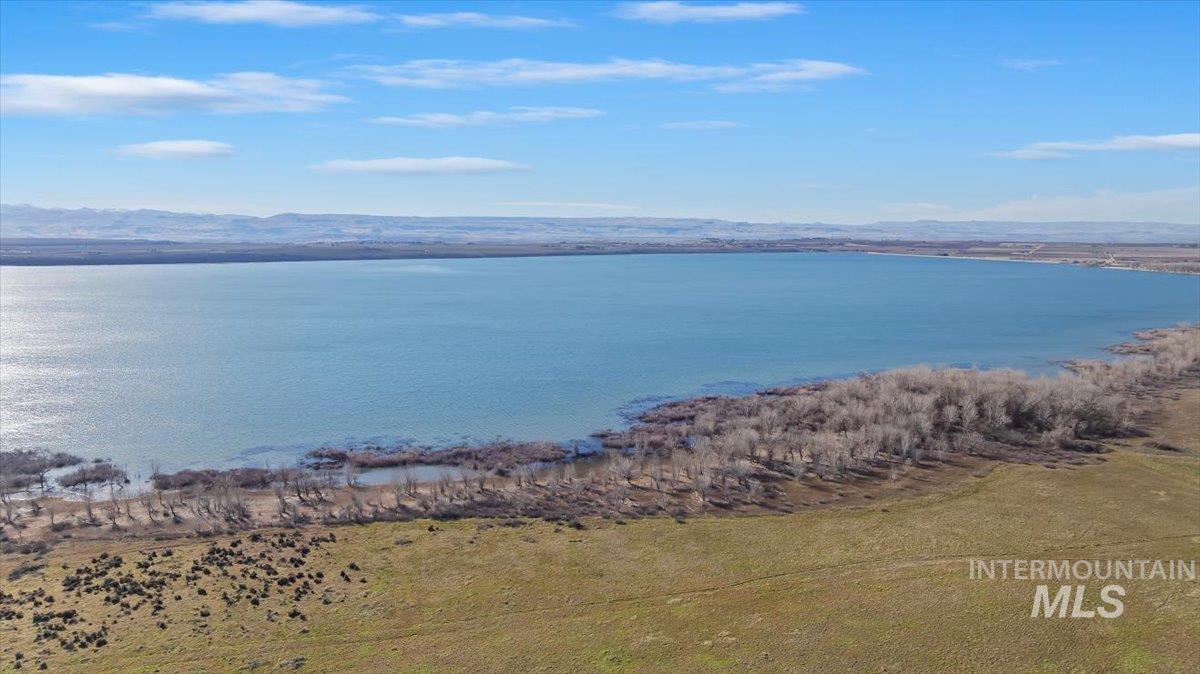 16719 Hopper Avenue, Caldwell, Idaho 83607, 5 Bedrooms, 2.5 Bathrooms, Residential For Sale, Price $449,999, 98974669