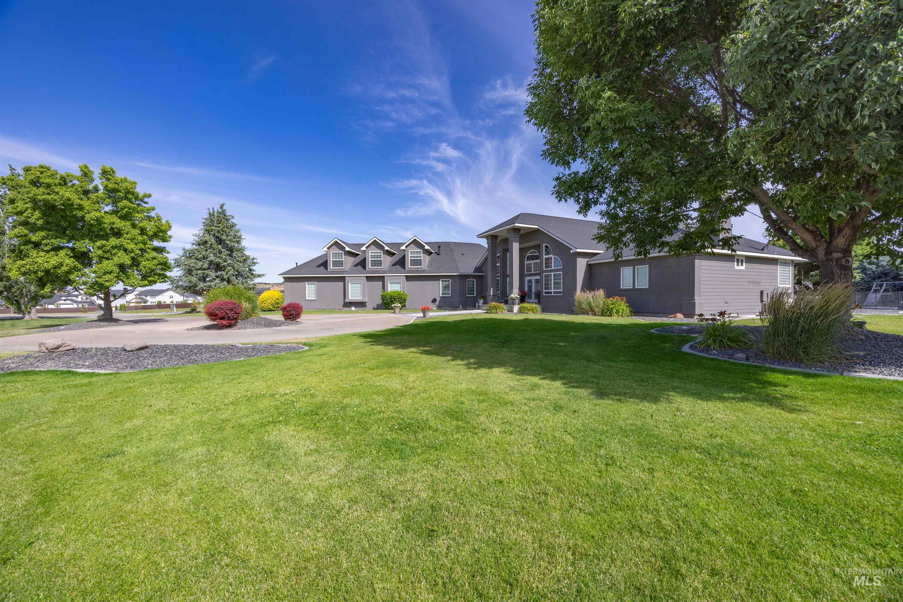 3418 N Costa Madera Way, Star, Idaho 83669, 4 Bedrooms, 3.5 Bathrooms, Residential For Sale, Price $1,799,000,MLS 98974672