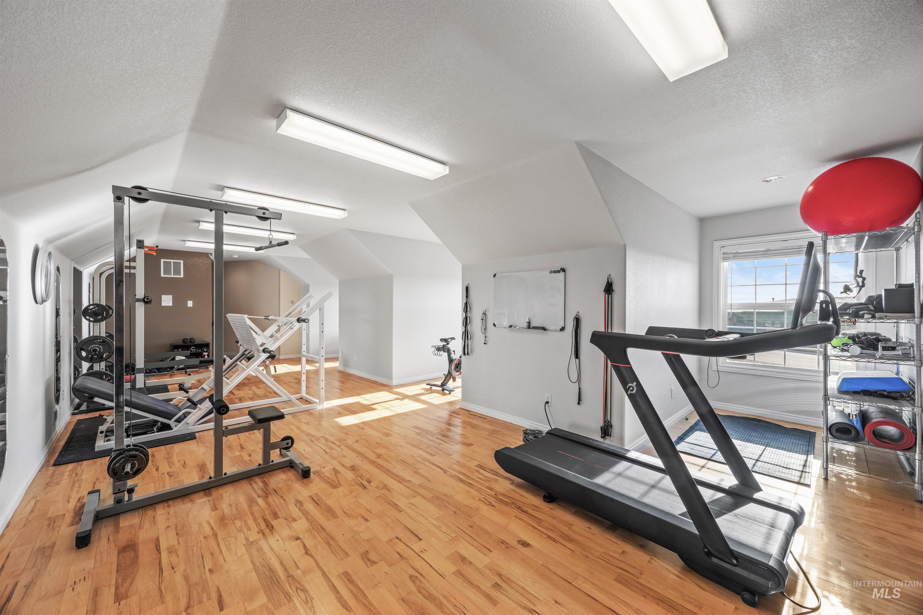 3418 N Costa Madera Way, Star, Idaho 83669, 4 Bedrooms, 3.5 Bathrooms, Residential For Sale, Price $1,900,000,MLS 98974672