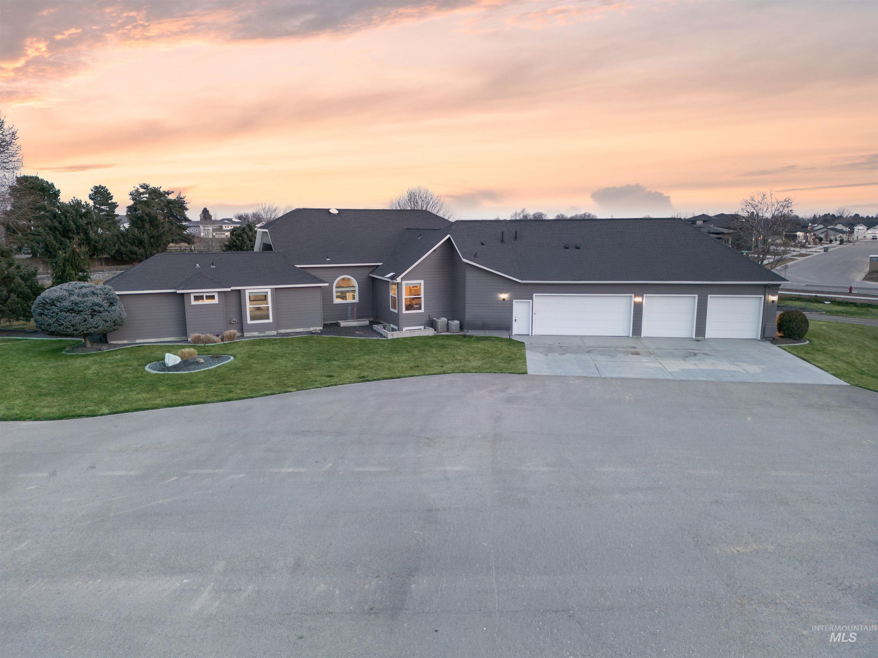 3418 N Costa Madera Way, Star, Idaho 83669, 4 Bedrooms, 3.5 Bathrooms, Residential For Sale, Price $1,799,000,MLS 98974672