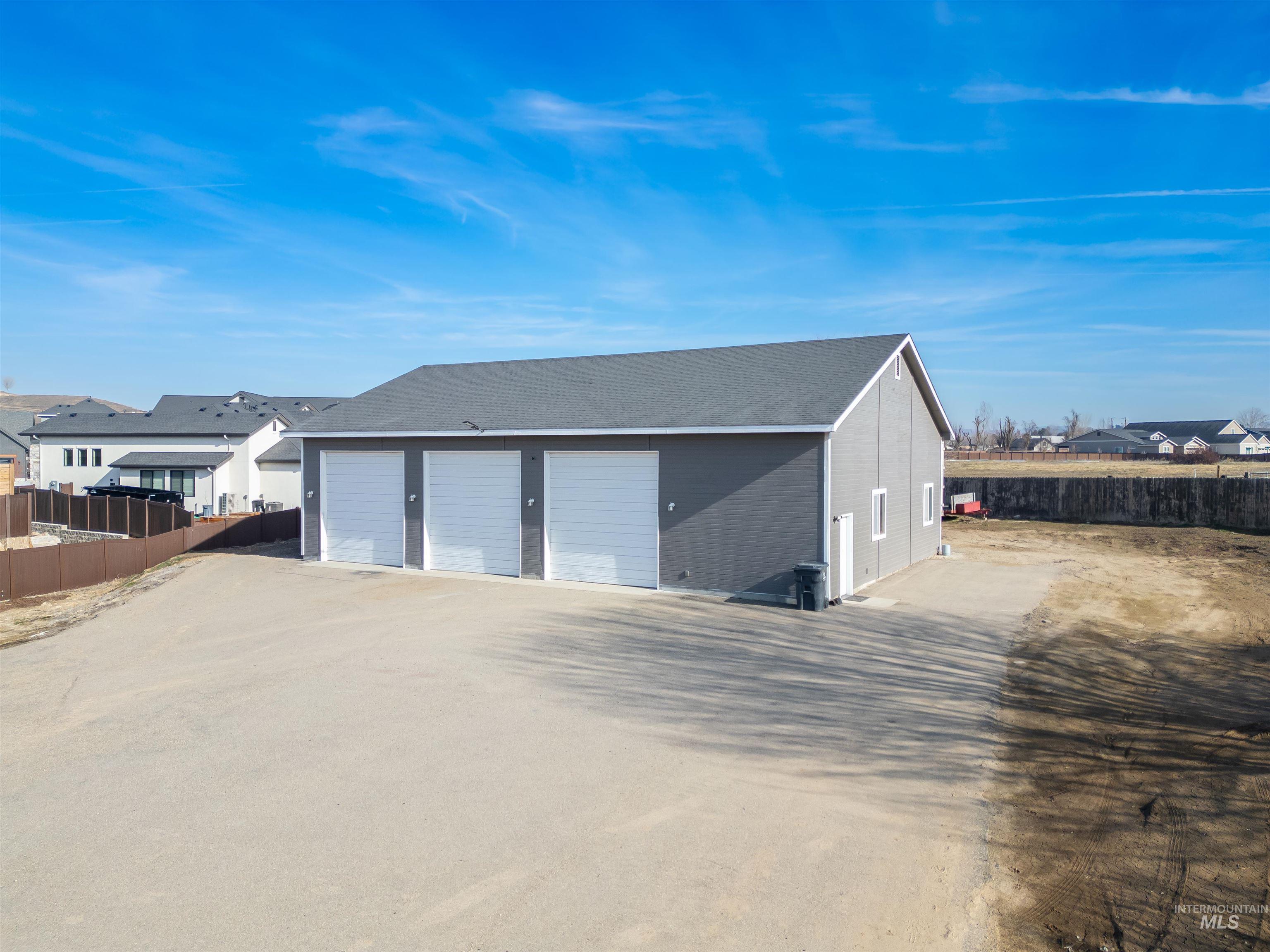 3418 N Costa Madera Way, Star, Idaho 83669, 4 Bedrooms, 3.5 Bathrooms, Residential For Sale, Price $1,799,000,MLS 98974672