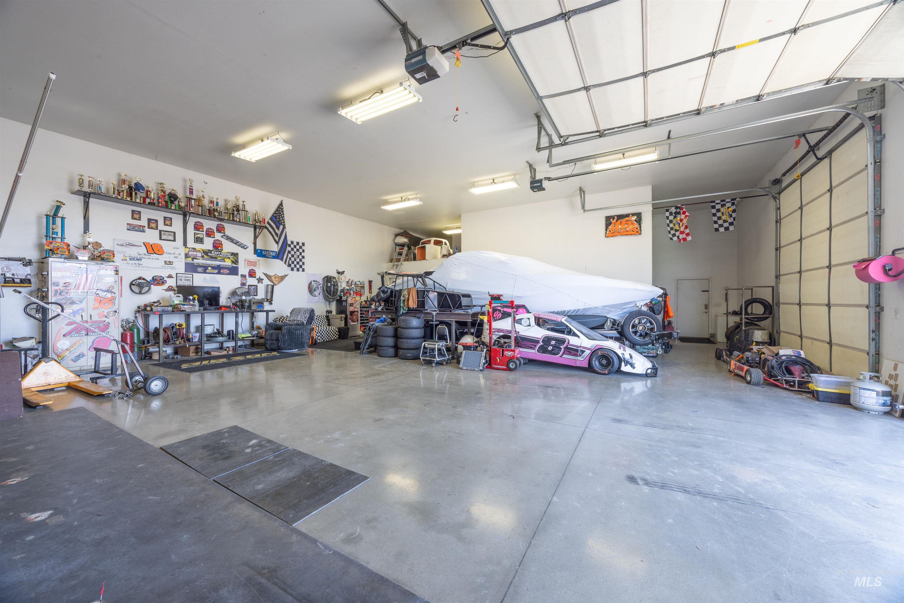 3418 N Costa Madera Way, Star, Idaho 83669, 4 Bedrooms, 3.5 Bathrooms, Residential For Sale, Price $1,900,000,MLS 98974672