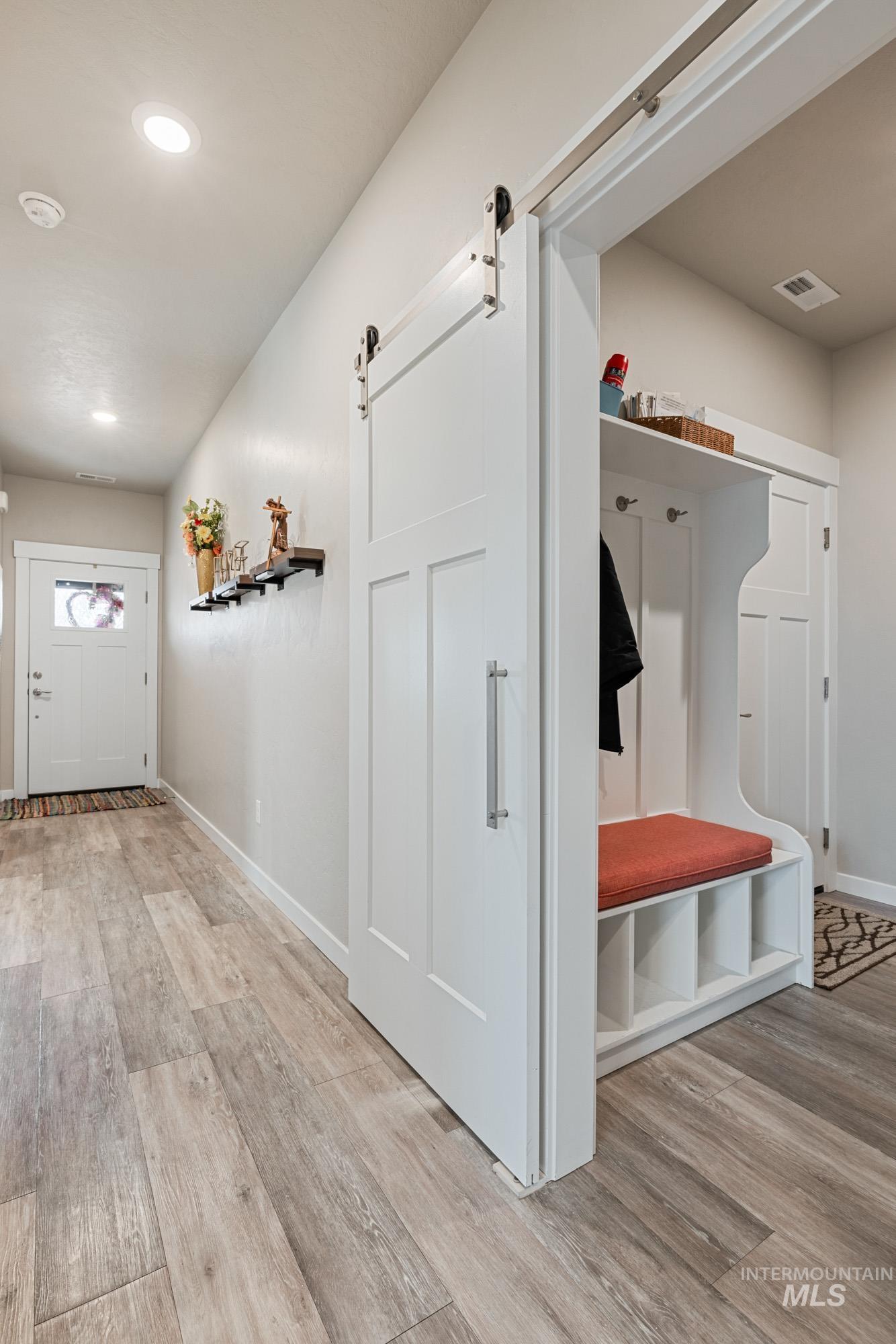 4871 N White Cap Lane, Meridian, Idaho 83646, 3 Bedrooms, 2 Bathrooms, Residential For Sale, Price $424,900,MLS 98974674