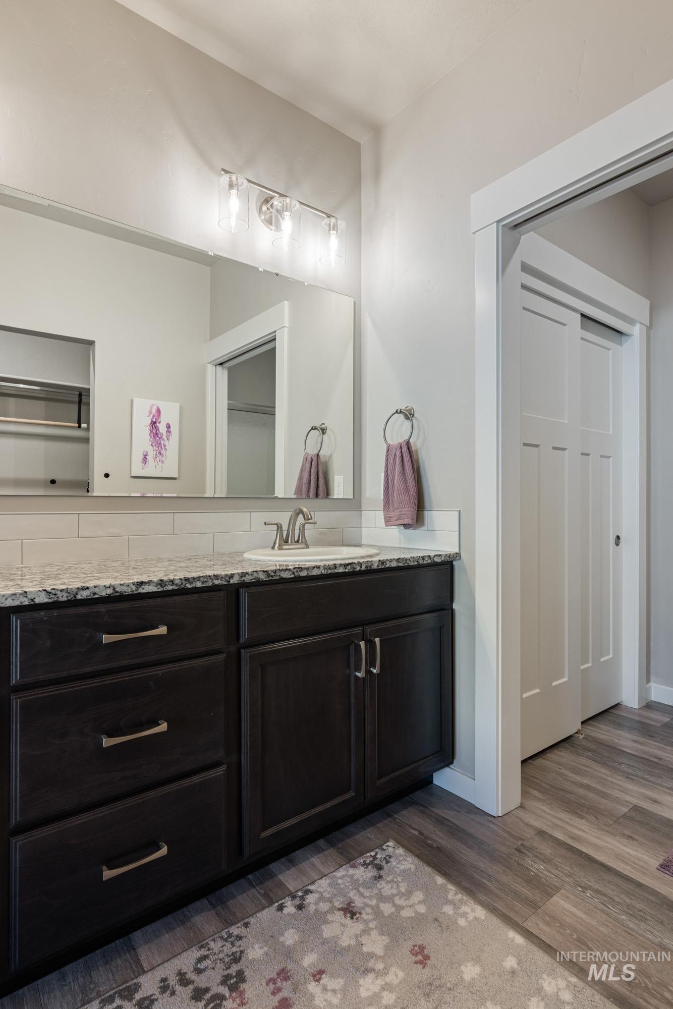 4871 N White Cap Lane, Meridian, Idaho 83646, 3 Bedrooms, 2 Bathrooms, Residential For Sale, Price $424,900,MLS 98974674