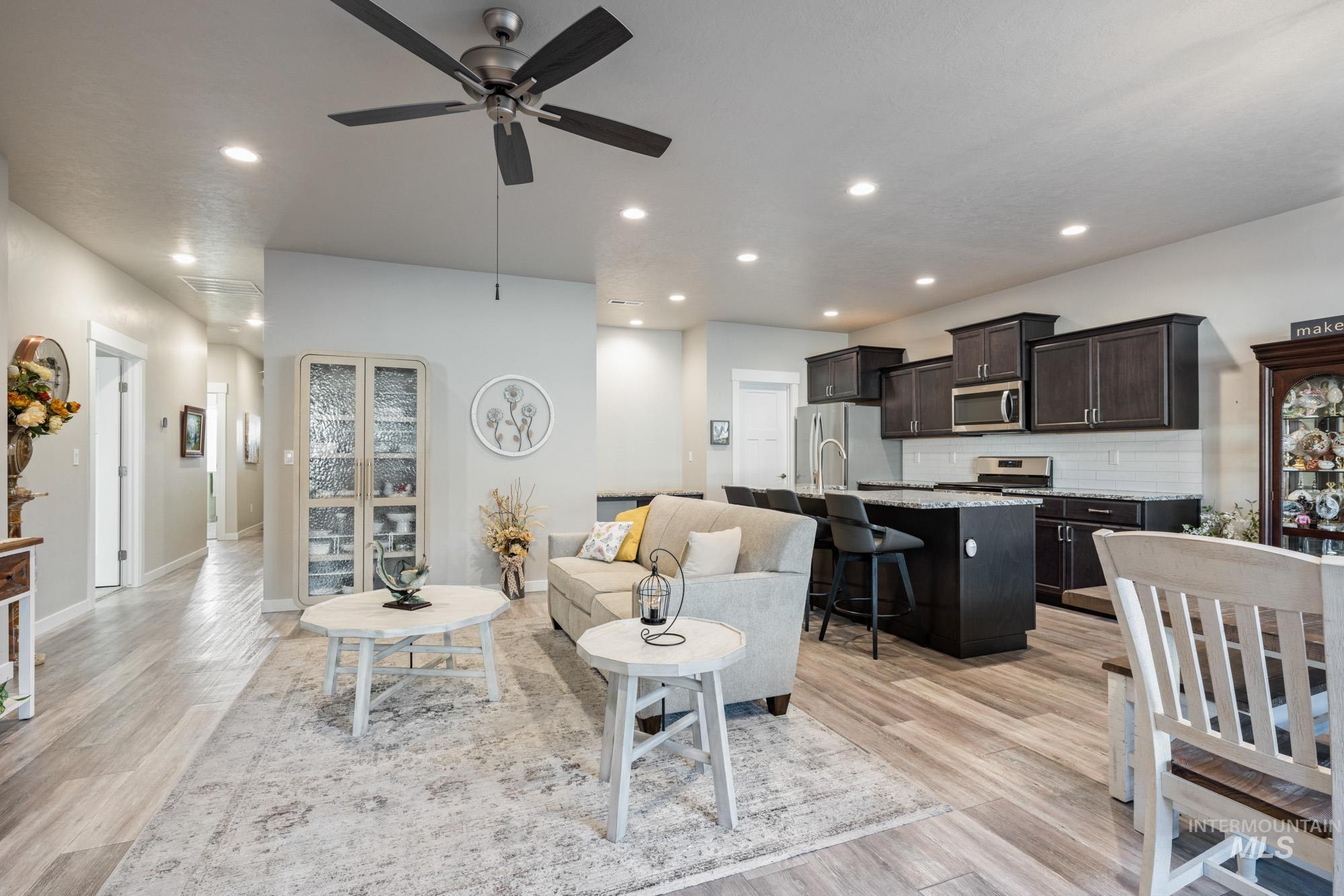 4871 N White Cap Lane, Meridian, Idaho 83646, 3 Bedrooms, 2 Bathrooms, Residential For Sale, Price $424,900,MLS 98974674