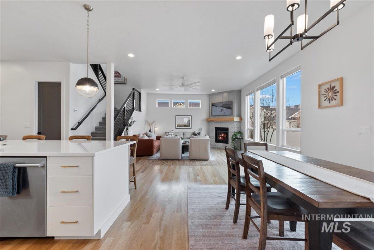 8448 W Brooks Dr, Boise, Idaho 83714, 5 Bedrooms, 3 Bathrooms, Residential For Sale, Price $1,149,000,MLS 98974675