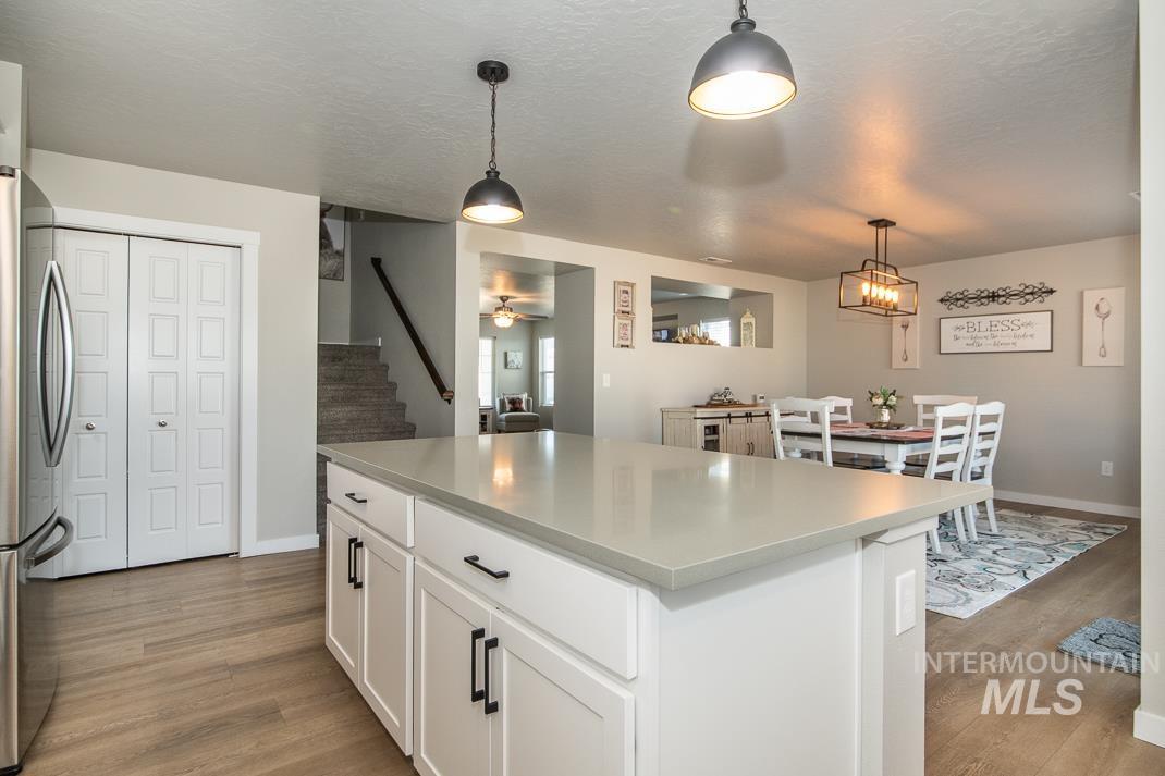 7744 E Rogue Dr, Nampa, Idaho 83687, 5 Bedrooms, 2.5 Bathrooms, Residential For Sale, Price $559,500, 98974676