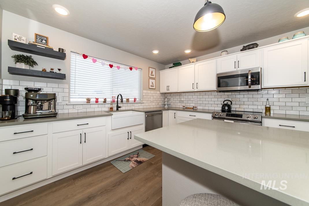 7744 E Rogue Dr, Nampa, Idaho 83687, 5 Bedrooms, 2.5 Bathrooms, Residential For Sale, Price $559,500, 98974676