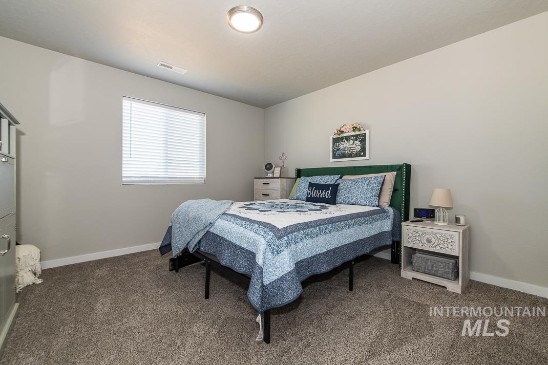 7744 E Rogue Dr, Nampa, Idaho 83687, 5 Bedrooms, 2.5 Bathrooms, Residential For Sale, Price $559,500, 98974676