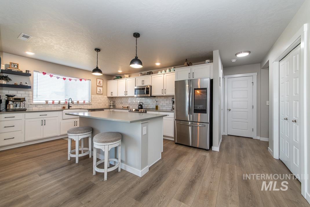 7744 E Rogue Dr, Nampa, Idaho 83687, 5 Bedrooms, 2.5 Bathrooms, Residential For Sale, Price $559,500, 98974676